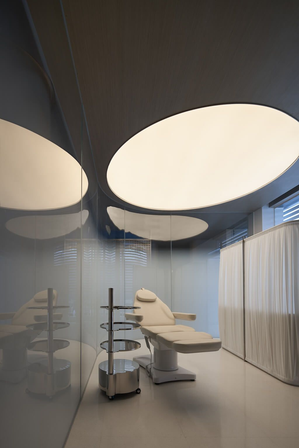 Premium modern healthcare treatment room